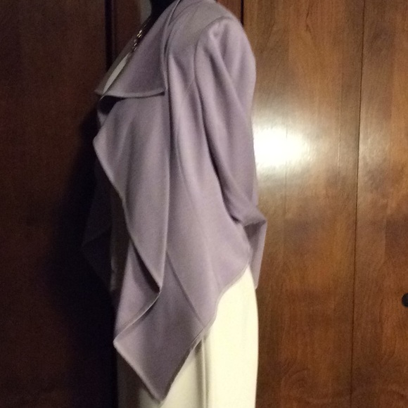 St. John Boutique Lavender High Low Jacket Sz 6 - Picture 3 of 7